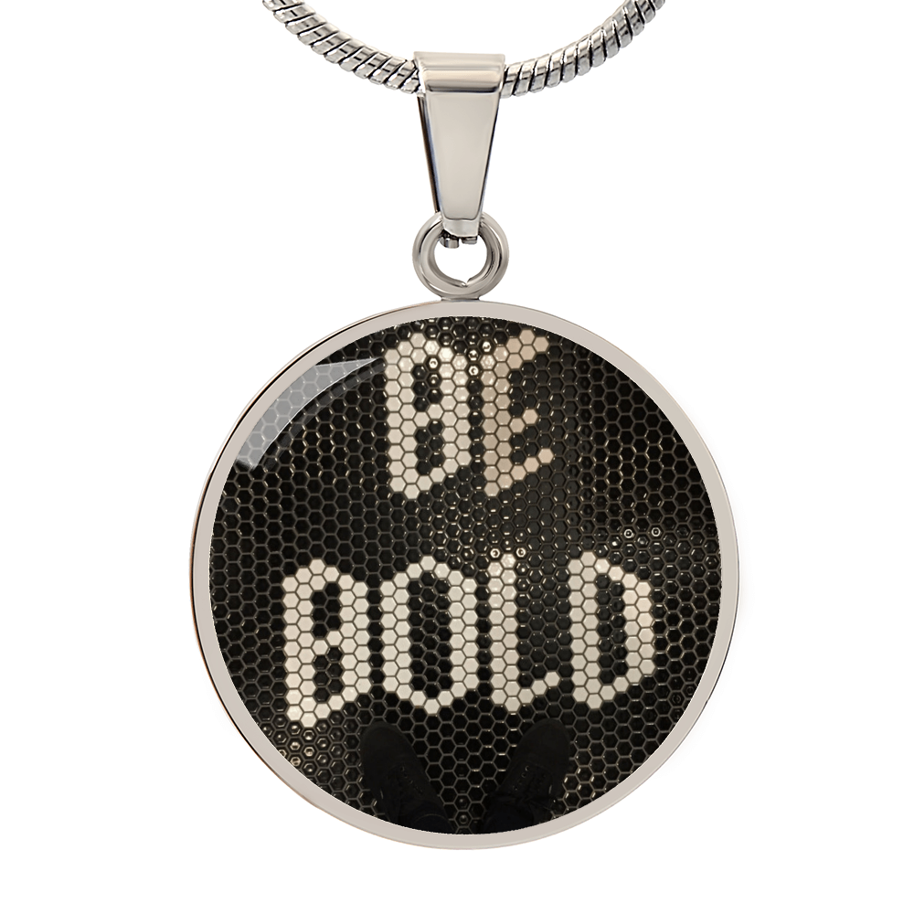 Luxury Graphic Circle Necklace